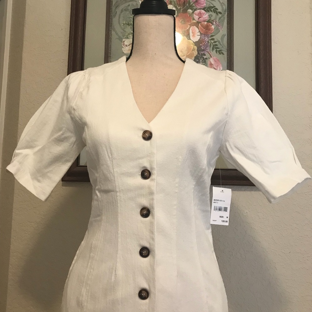 Astr Off White Dress 👗